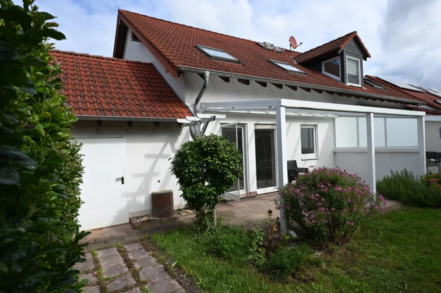 Gartenansicht - Haus kaufen in Köngernheim - PROVISIONSFREI Hübsches Familienhaus zum bezahlbaren Preis