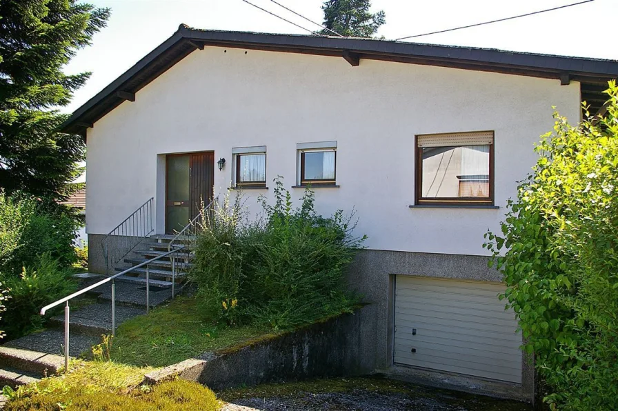 Seitenansicht, Garage