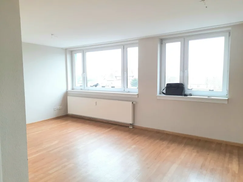 Wohnzimmer - Wohnung mieten in Bottrop - Seniorenfreundliche Wohnung in zentraler und bahnhofsnaher Lage mit Fahrstuhl im Haus!