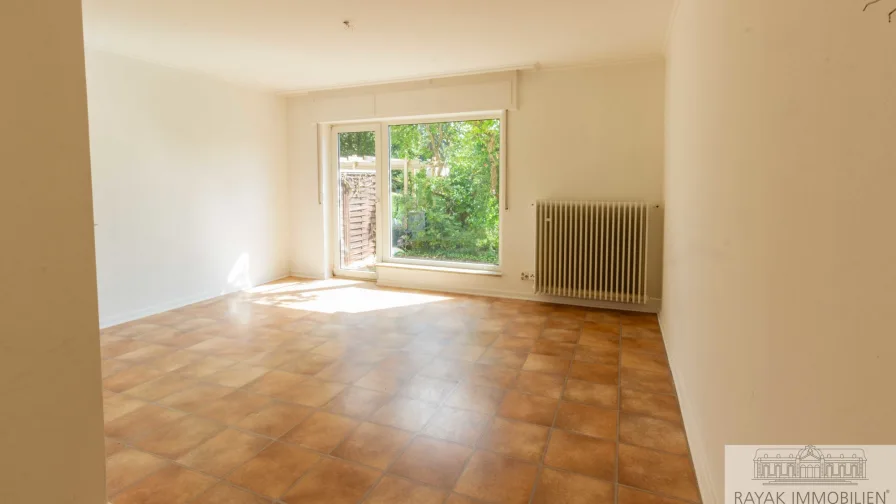 Wohn und Eszimmer - Haus kaufen in Düsseldorf Benrath - Benrath: Perfektes Nest für die Kleinfamilie