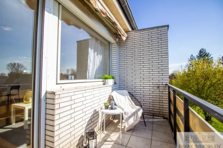 Sonnenbalkon - Wohnung kaufen in Düsseldorf Gerresheim - Gute Chance zum 1. Eigenheim!