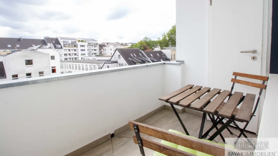 Balkon - Wohnung mieten in Düsseldorf Unterbilk - Attraktive 3-Zimmer Wohnung in Unterbilk