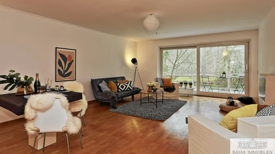 Wohnzimmer mit Essbereich - Wohnung kaufen in Düsseldorf Benrath - Wohnen auf der edlen Pigageallee mit Rheinblick!