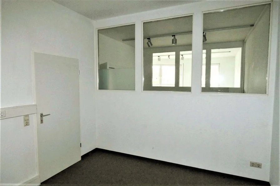 Büro/Zimmer 4 (Foto 2)