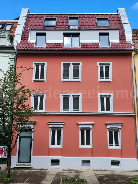 Ansicht Hauseingang - Wohnung kaufen in Konstanz - Charmante 3 Zi. Whg. in KN-Petershausen; Hochparterre im kernsanierten Jugendstil-Stadthaus