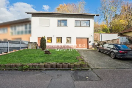 Schmidt & Schurig Immobilien - Haus kaufen in Eppingen / Richen - Einfamilienhaus mit Gestaltungspotenzial in Eppingen/Richen
