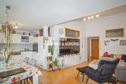 Schmidt & Schurig Immobilien - Wohnung mieten in Bretten - Charmante DG-Wohnung mit Balkon zu vermieten!