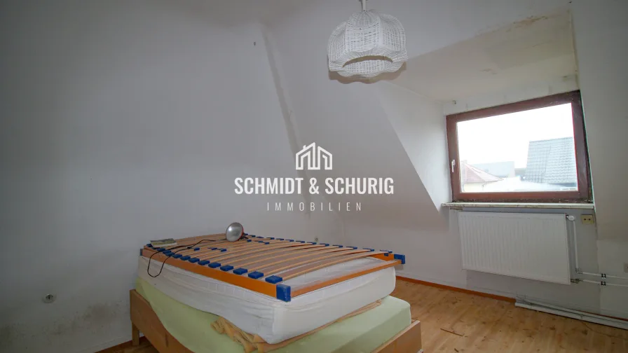 Schlafzimmer DG