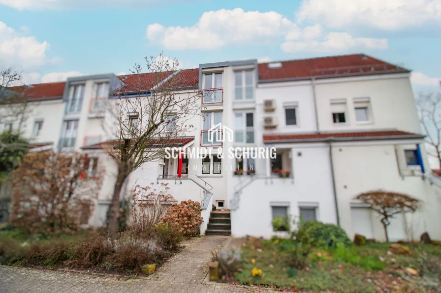 Schmidt & Schurig Immobilien - Haus kaufen in Karlsruhe / Grötzingen - Reihenmittelhaus mit Potenzial – Gestalten Sie Ihr neues Zuhause in Grötzingen