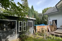 Gartenhaus mit Sauna und Pool