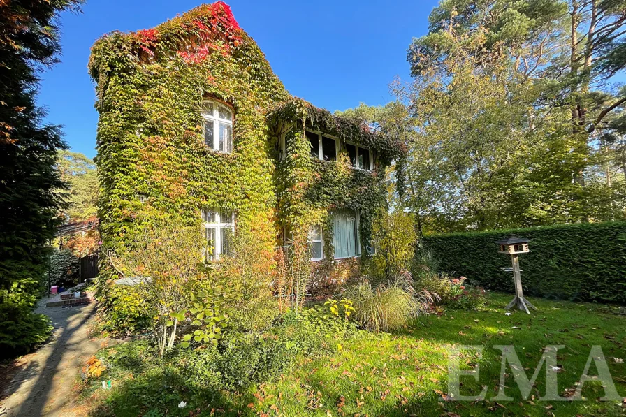 Hausansicht Anfang Oktober