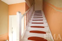 Treppe zur Wohnung im Dachgeschoss