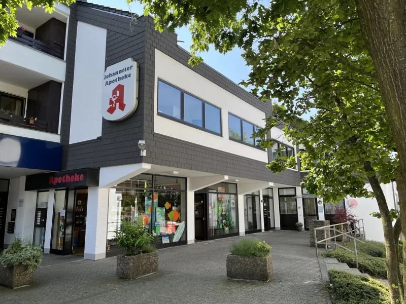 Titel - Laden/Einzelhandel kaufen in Bergisch Gladbach - Bergisch Gladbach-Herkenrath:Ladenlokal mit ca. 121 m² Nutzfläche