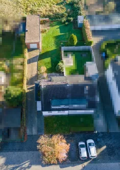 Luftbildaufnahme - Haus kaufen in Leverkusen - Leverkusen-Quettingen: Attraktive Doppelhaushälfte mit Traumweitblick in kinderfreundlicher Wohnlage