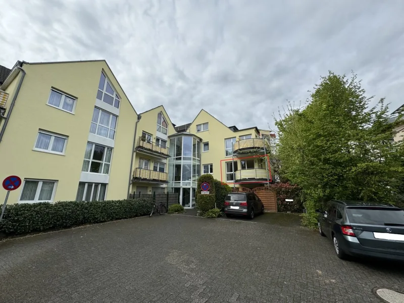Titel - Wohnung mieten in Bergisch Gladbach - Bergisch Gladbach-Zentrum: Gut geschnittene 3-Zimmer zur Miete