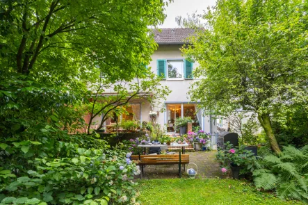 Exposéfoto - Haus kaufen in Köln - Köln-Weiden: Charmante Doppelhaushälfte mit viel Platz für die ganze Familie!