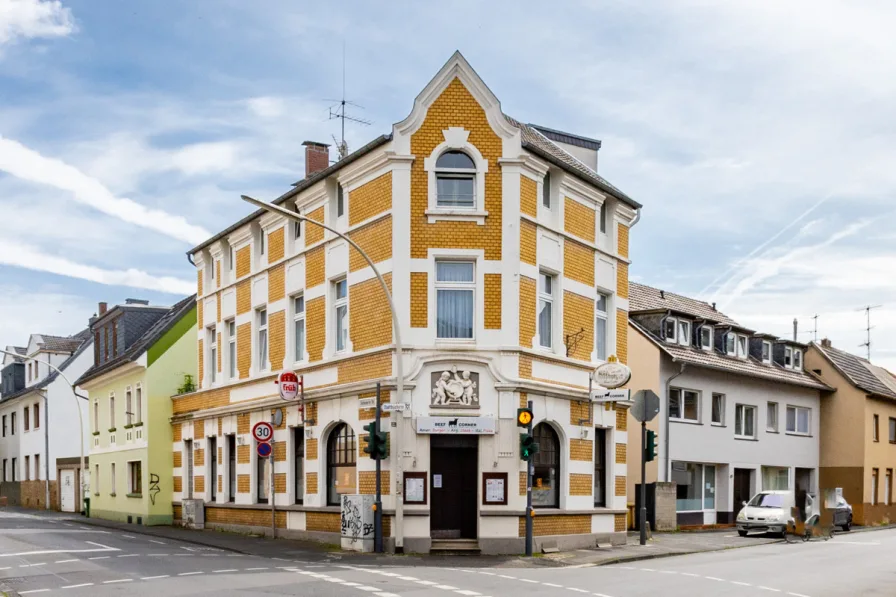 Exposéfoto - Haus kaufen in Bonn - Bonn-Dottendorf: Solides Investment in zentraler Lage!