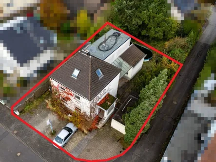 Titelbild - Haus kaufen in Rösrath - Rösrath-Zentrum: Freistehendes Einfamilienhaus oder Baugrundstück in zentraler und ruhiger Lage!