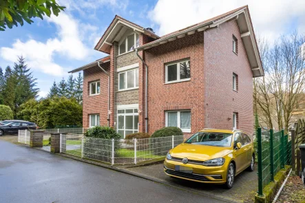 Titelbild - Wohnung kaufen in Engelskirchen - Engelskirchen-Ründeroth:3-Zimmer Terrassenwohnung mit Garten