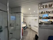 Badezimmer EG