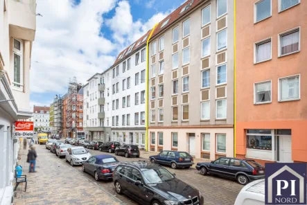 Ihr neues Investment  - Zinshaus/Renditeobjekt kaufen in Kiel - Mehrfamilienhaus mit 11 Wohnungen