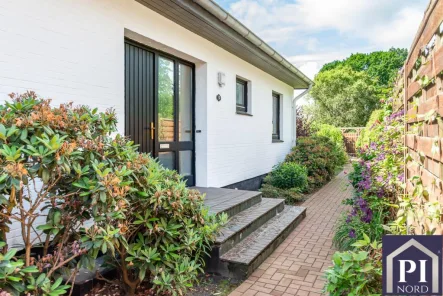 Herzlich Wilkommen im neuen Zuhause  - Haus kaufen in Ellerdorf - Gepflegtes Einfamilienhaus mit großem Garten in ruhiger Lage