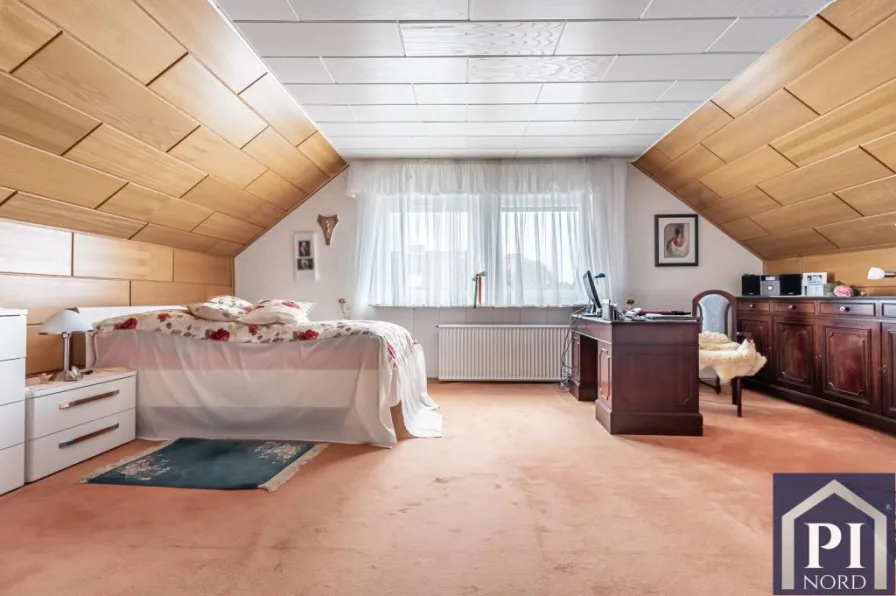 Schlafzimmer im DG