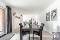 ca. 45 m² großes Esszimmer