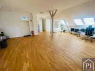 Hauptfläche mit 115 m²