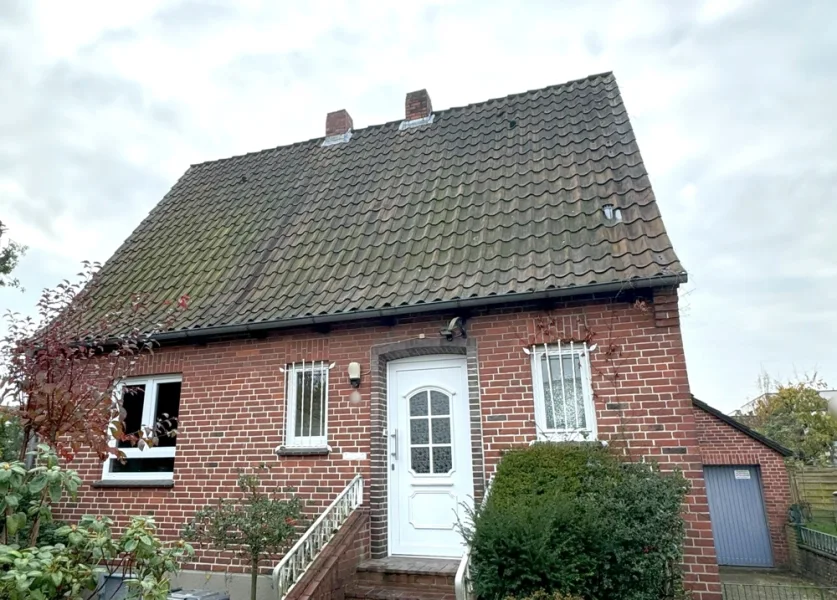 Frontansicht - Haus mieten in Winsen (Luhe) - Wohnen in Roydorf: Kleines, gemütliches Haus mit Garten und Garage