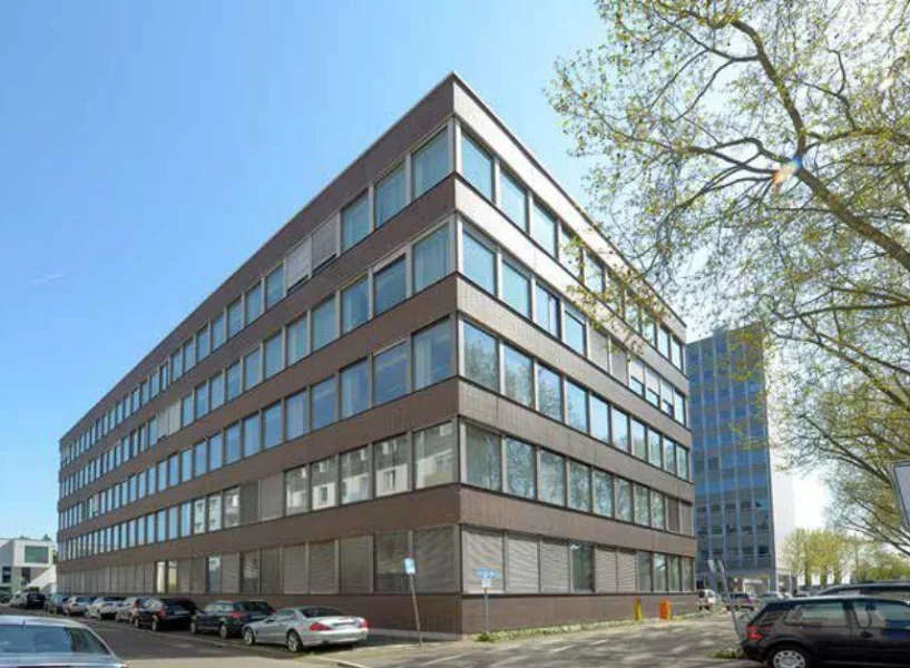 Aussenansicht - Büro/Praxis mieten in Mannheim - Moderne, klimatisierte Büroflächen direkt am "Augusta Tor" - Pförtnerdienst inklusive