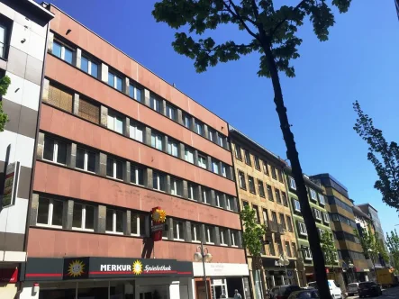 Außenansicht - Büro/Praxis mieten in Mannheim - Mitten in der City: Moderne Büro-/Praxisstandards - preisgünstig - zum Sofortbezug