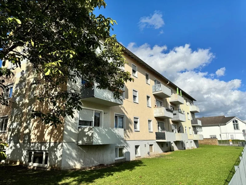 Außenansicht - Wohnung mieten in Freinsheim - Geräumige Souterrain-Wohnung in Altbau in Freinsheim