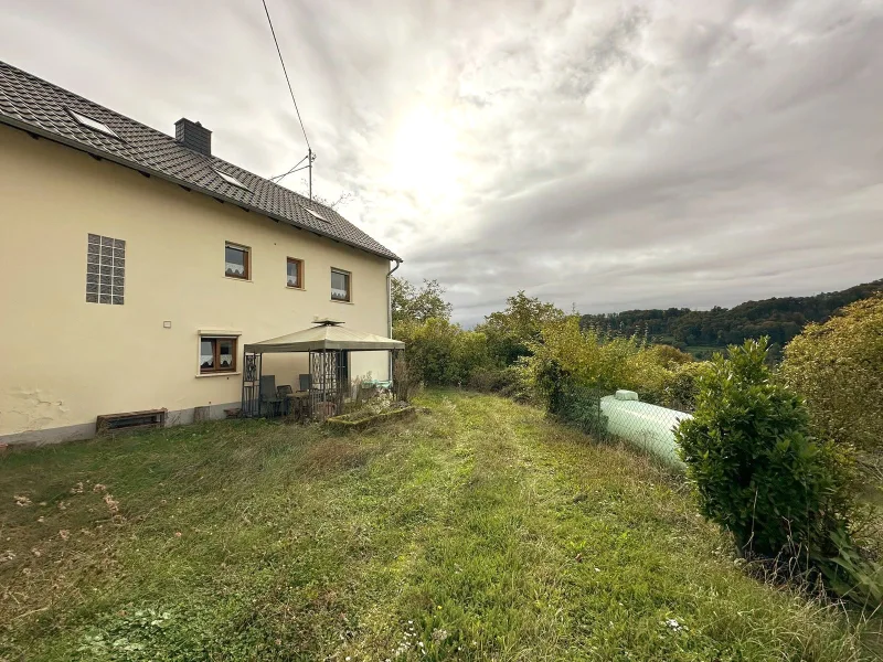 Garten mit Terrasse