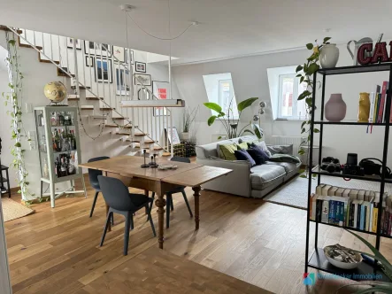 Titelbild - Wohnung kaufen in Edenkoben - Ein Juwel in der Innenstadt von Edenkoben! 2,5-Zimmer Maisonette Wohnung mit Flair!