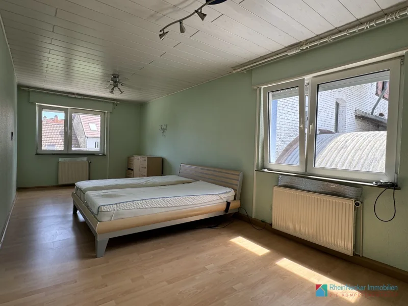 OG - Schlafzimmer III