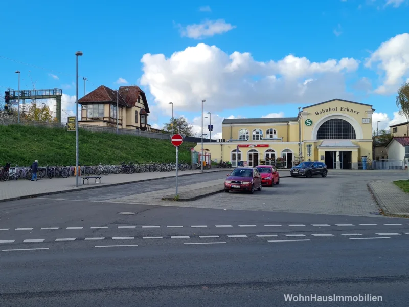 S- und Regional-Bahnhof in 8 Minuten fussläufig erreichbar