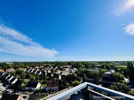 Titelbild - Wohnung kaufen in Berlin - Penthouse-Wohnung mit traumhaftem Blick über Berlin