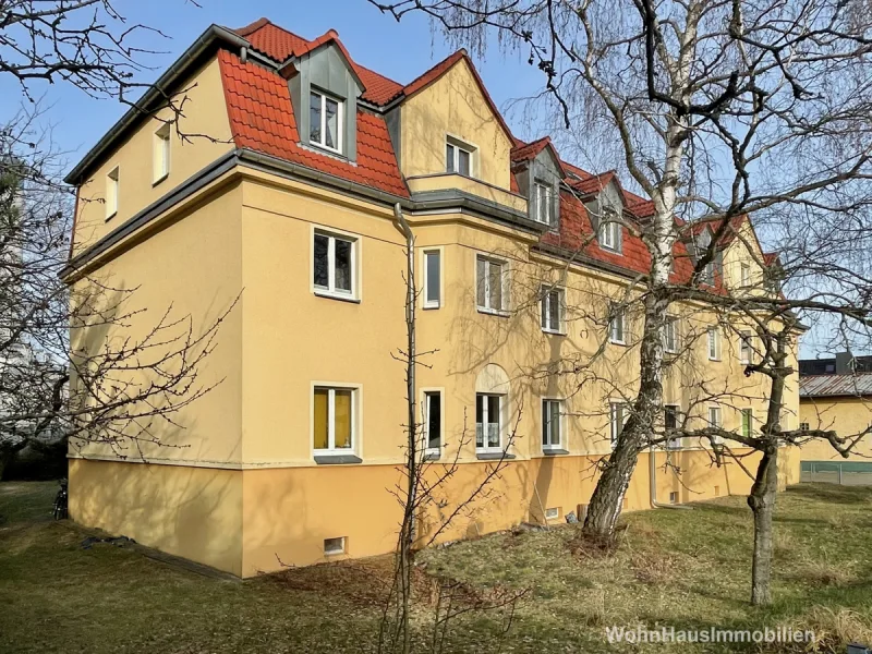 Titelbild - Wohnung kaufen in Berlin - Zwischen Wald und Wasser: Wendenschloss 2-Zimmer-Altbaucharme