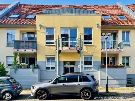 Hausansicht  - Wohnung kaufen in Hennigsdorf - Wohnidylle wassernah: vermietete 2-Zimmer-Wohnung in Hennigsdorf