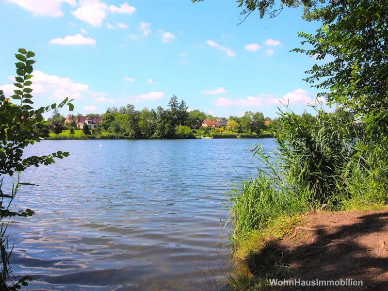 Kleine Badestelle am Krummen See