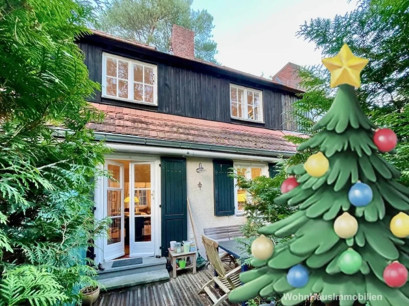 Weihnachten im Heppenheimer Weg - Haus kaufen in Berlin - Saniertes Denkmal: neues Zuhause zu Weihnachten schenken!