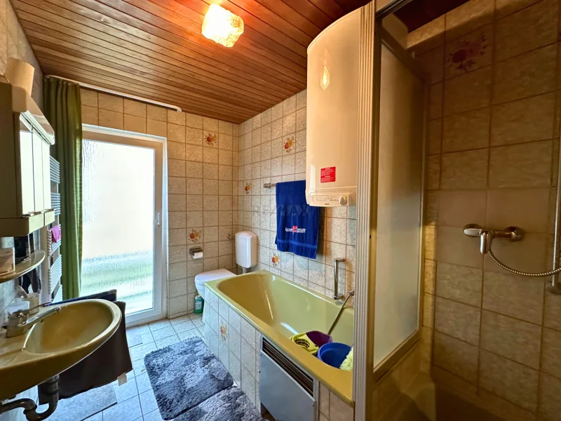 Badezimmer 1. OG rechts