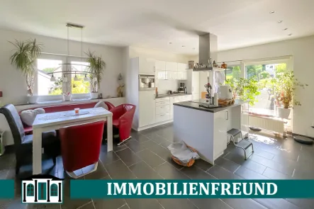 Titelbild - Wohnung kaufen in Wuppertal - Bella Cucina inklusive + hübsche Maisonette ETW in toller Lage von Elberfeld