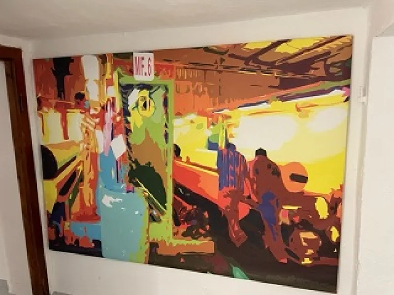 Gemälde im Keller