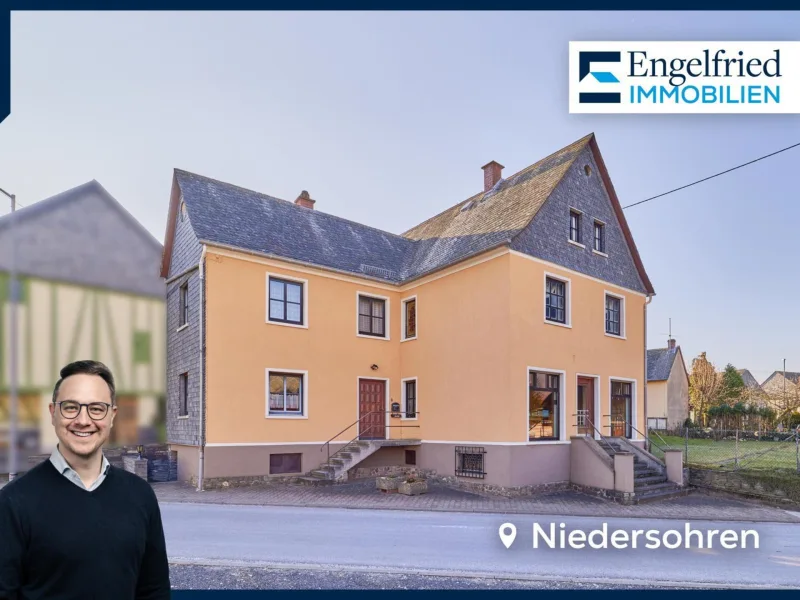 Titelbild - Haus kaufen in Niedersohren - Charakteristisches Wohnhaus mit Laden, Garage, Carport und separatem Gartengrundstück oder Bauplatz