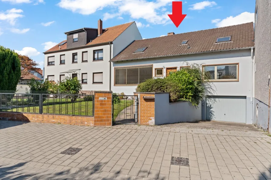 Frontansicht - Haus kaufen in Altrip - Bezahlbares Familienglück in Spielstraße!