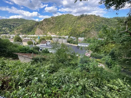 Blick vom Grundstück - Grundstück kaufen in Bad Ems - Baugrundstück mit schönem Fernblick in ruhiger Lage