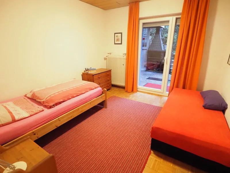 Wohnung 1: Schlafzimmer EG