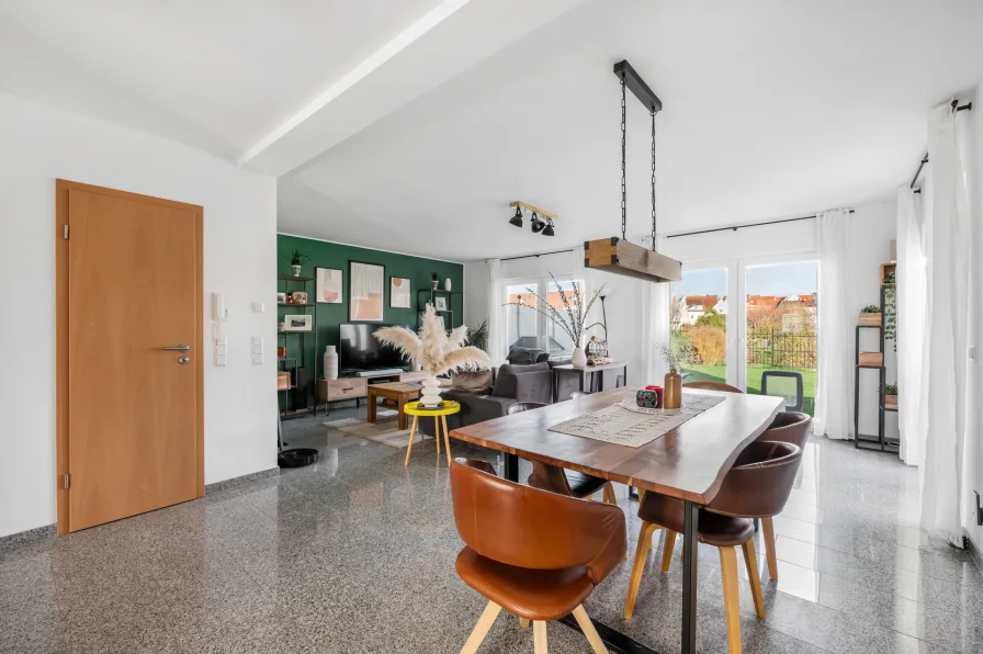  - Haus kaufen in Eppingen-Rohrbach - Hochwertiges Haus in absolut ruhiger Lage!